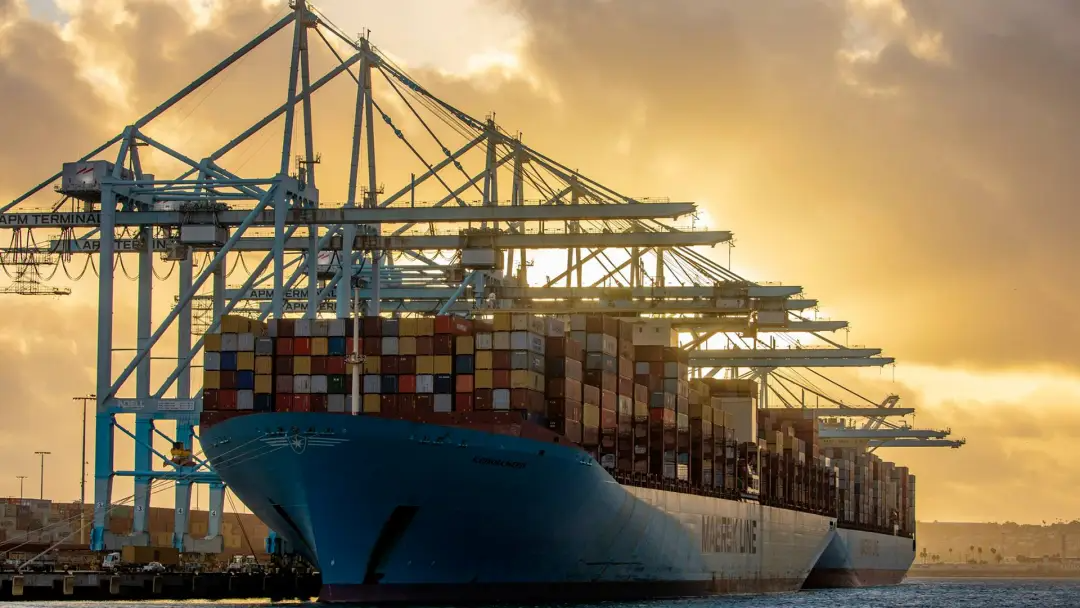 How West Coast Freight Rates Crashed 50% in 10 Days C $2,000/FEU Now on Table