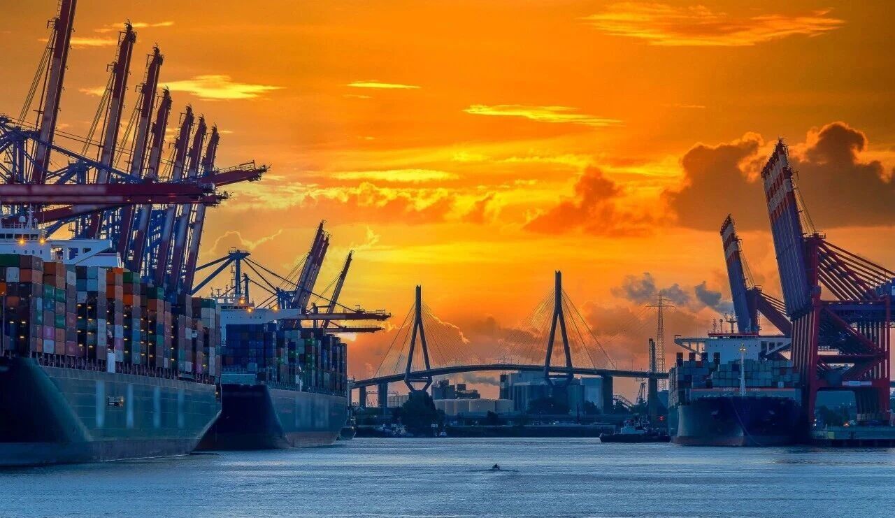 Shipping Companies' Massive Suspensions! Exceeding the Record of the Pandemic Period!