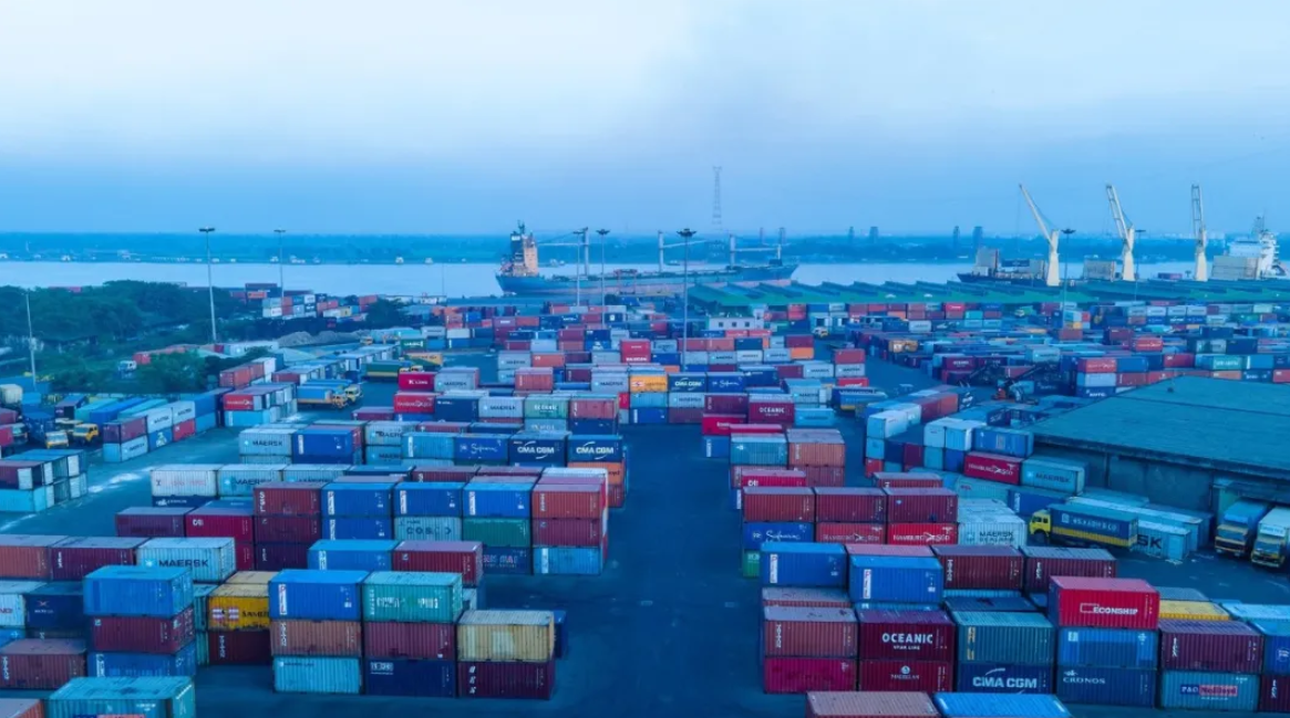 Adding Insult to Injury! Port Operations Paralyzed! The "World’s Most Congested Port" Hit by Major Labor Strike