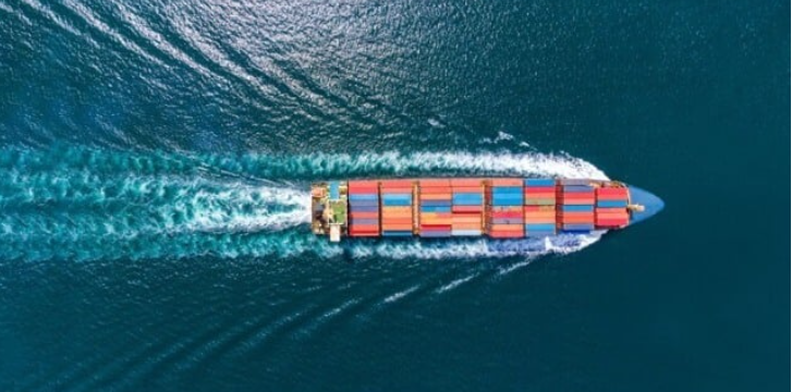 Red Sea Re-Routing: Shipping Giants’ Dilemma – Efficiency or Safety?