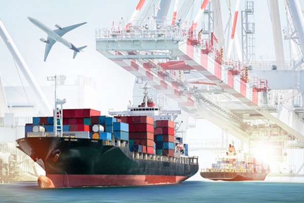 What is a Freight Forwarder? Guide Updated For 2022
