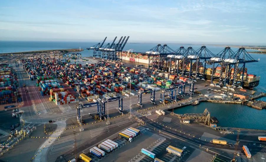 Top 10 European ports_10
