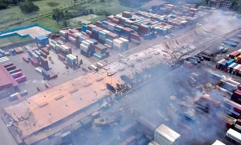 49 Killed 300 Injured In Bangladesh Port Depot Fire_2