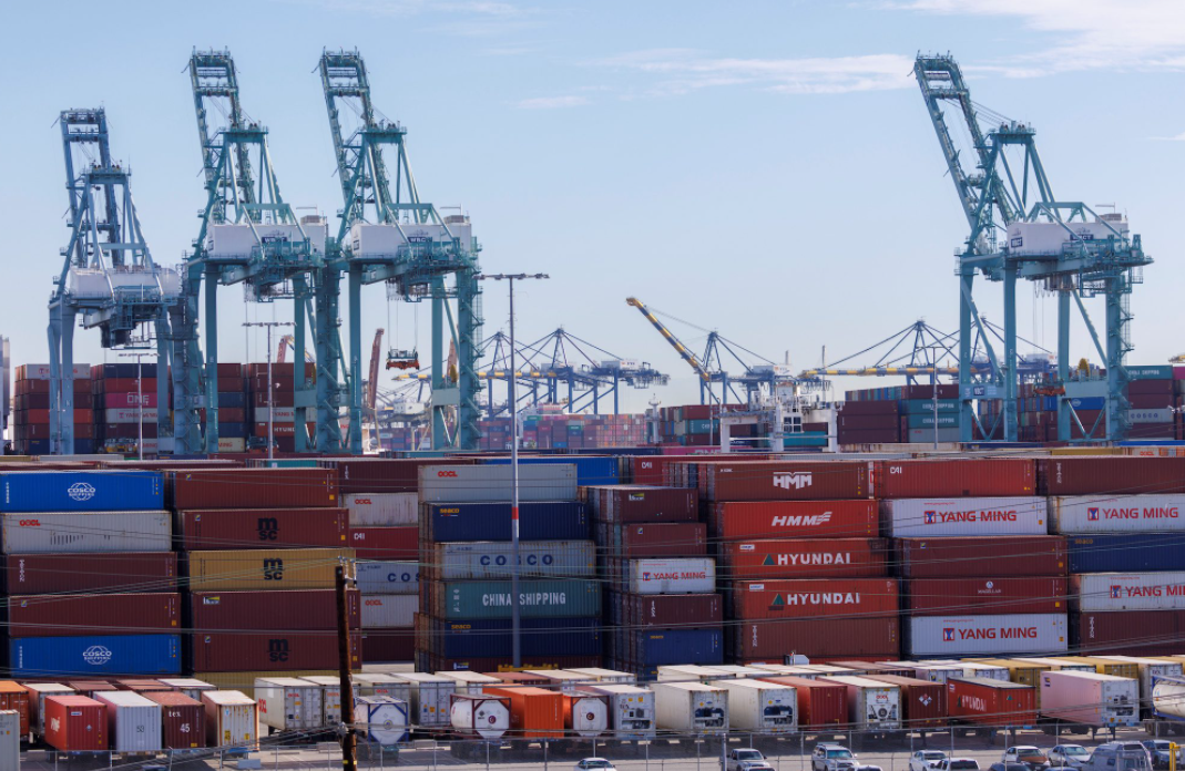 Port congestion spreads across the globe again