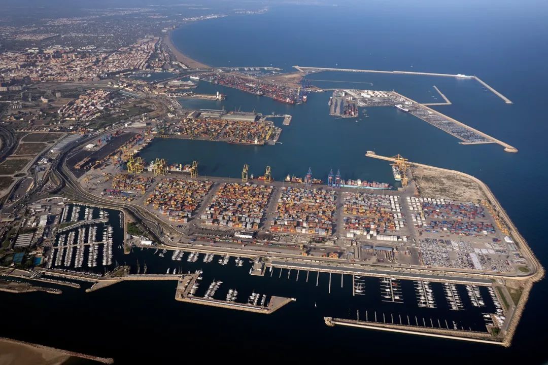 Top 10 European ports_7